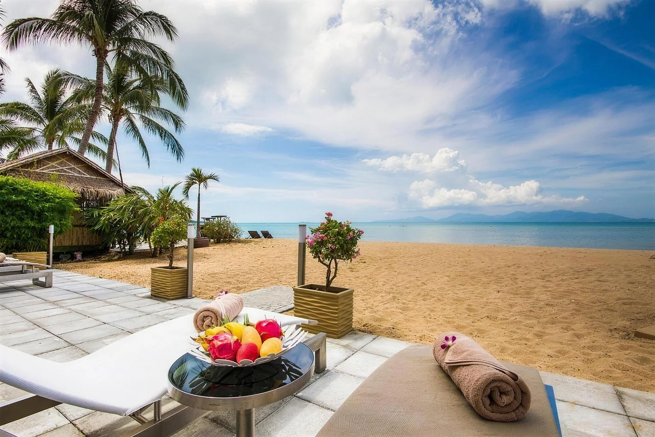 Direct beach access